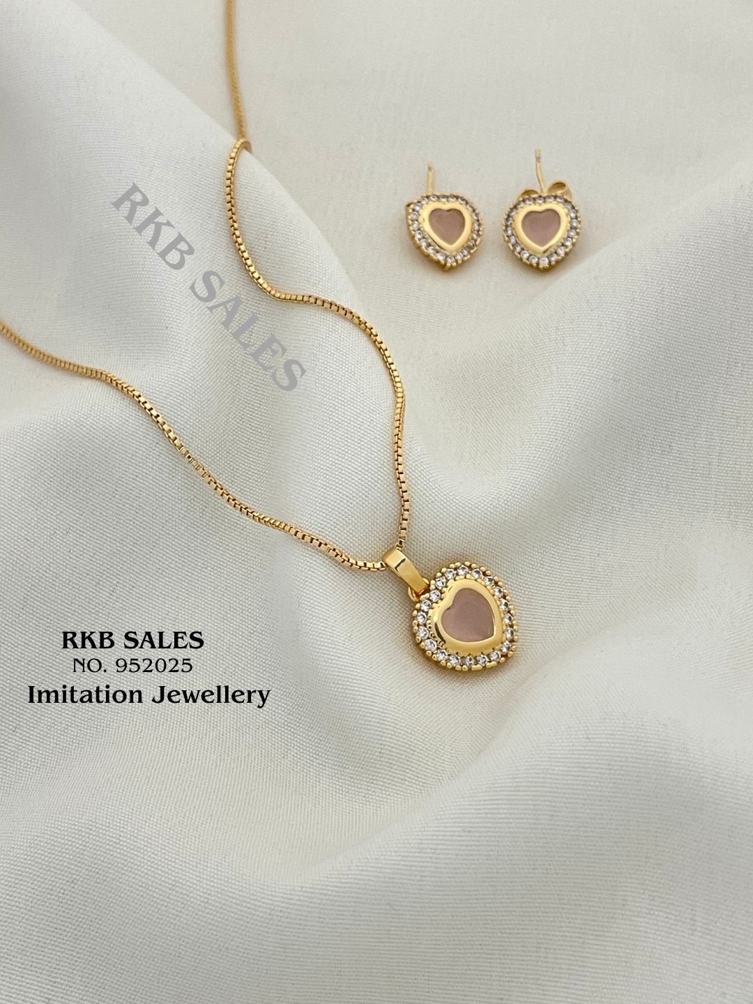Chain Pendant Earring Set for Daily Wear At Wholesale Price